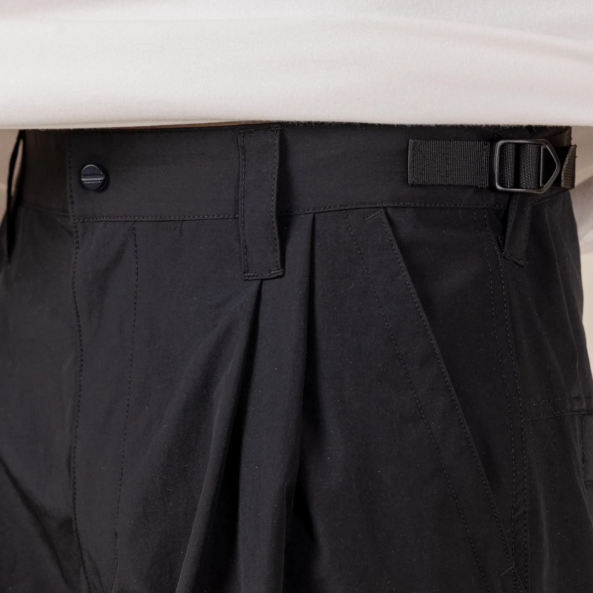 Meanswhile - Luggage Cargo Shorts - Lamp Black