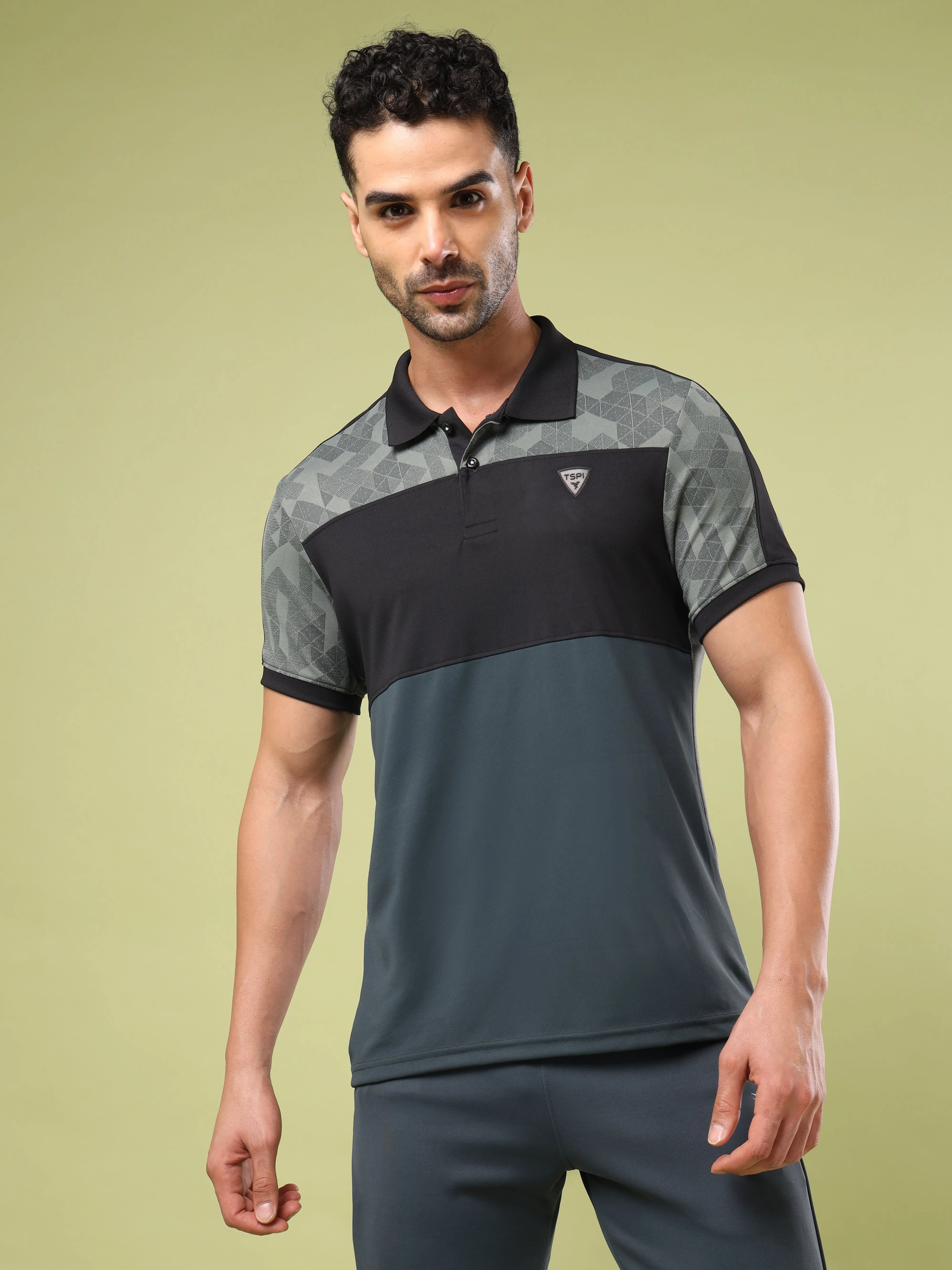 Men Colorblock Slim Fit Polo Sports T-shirt with DOUBLE COOL