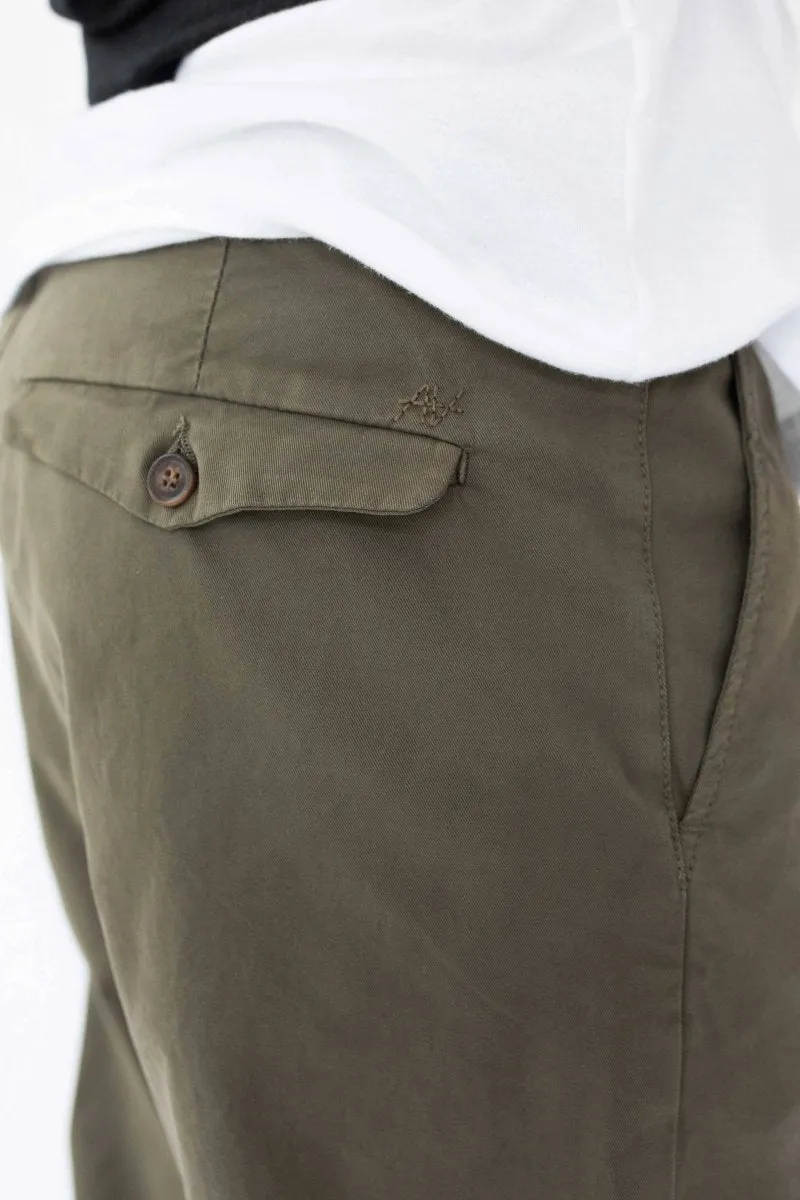 SLOUCHY CHINO / Military