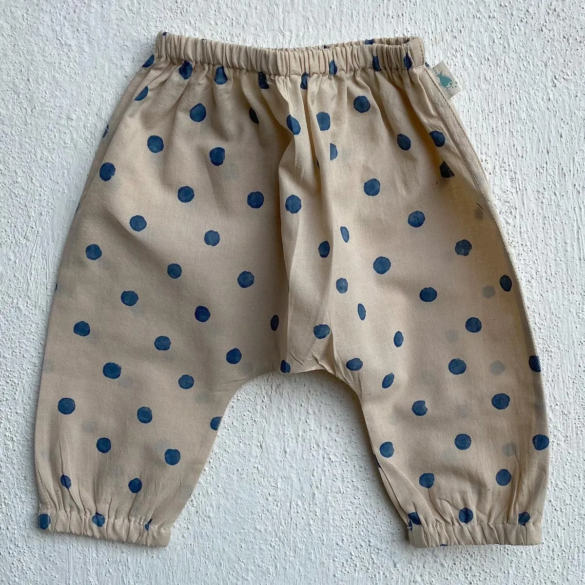 UNISEX ORGANIC INDIGO BEIGE POLKA JHABLA WITH POLKA PANTS